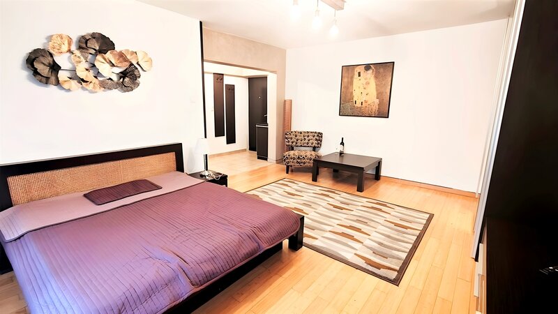 Unirii, Calea Calarasilor