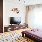 Unirii, Calea Calarasilor